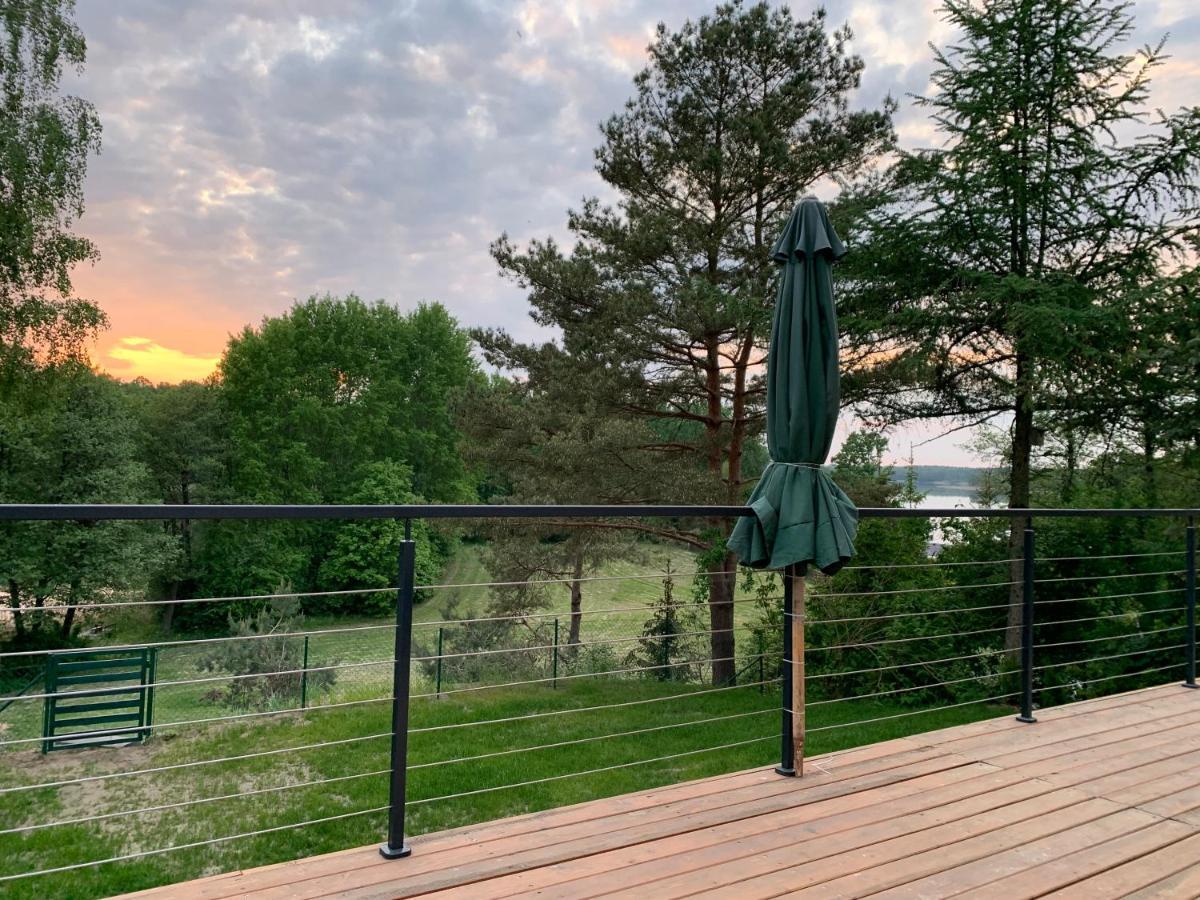 Dom Nad Jeziorem Gaja House Jadamowo Exteriör bild