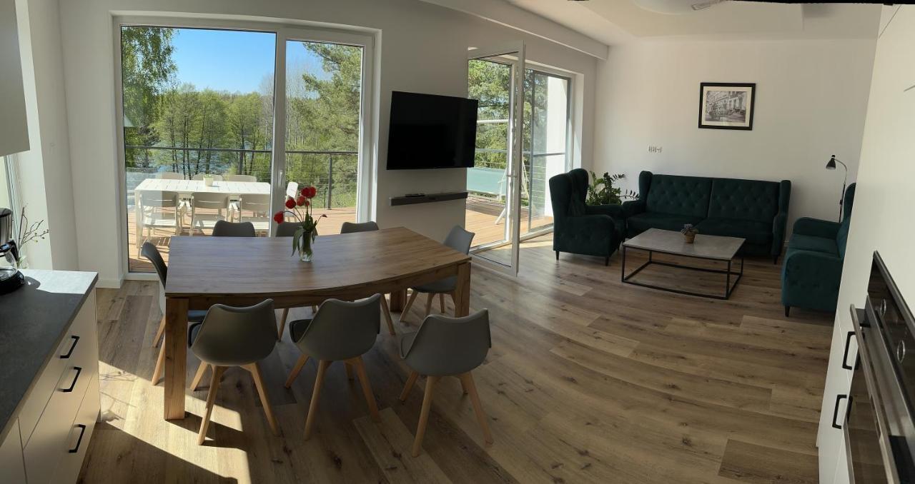 Dom Nad Jeziorem Gaja House Jadamowo Exteriör bild