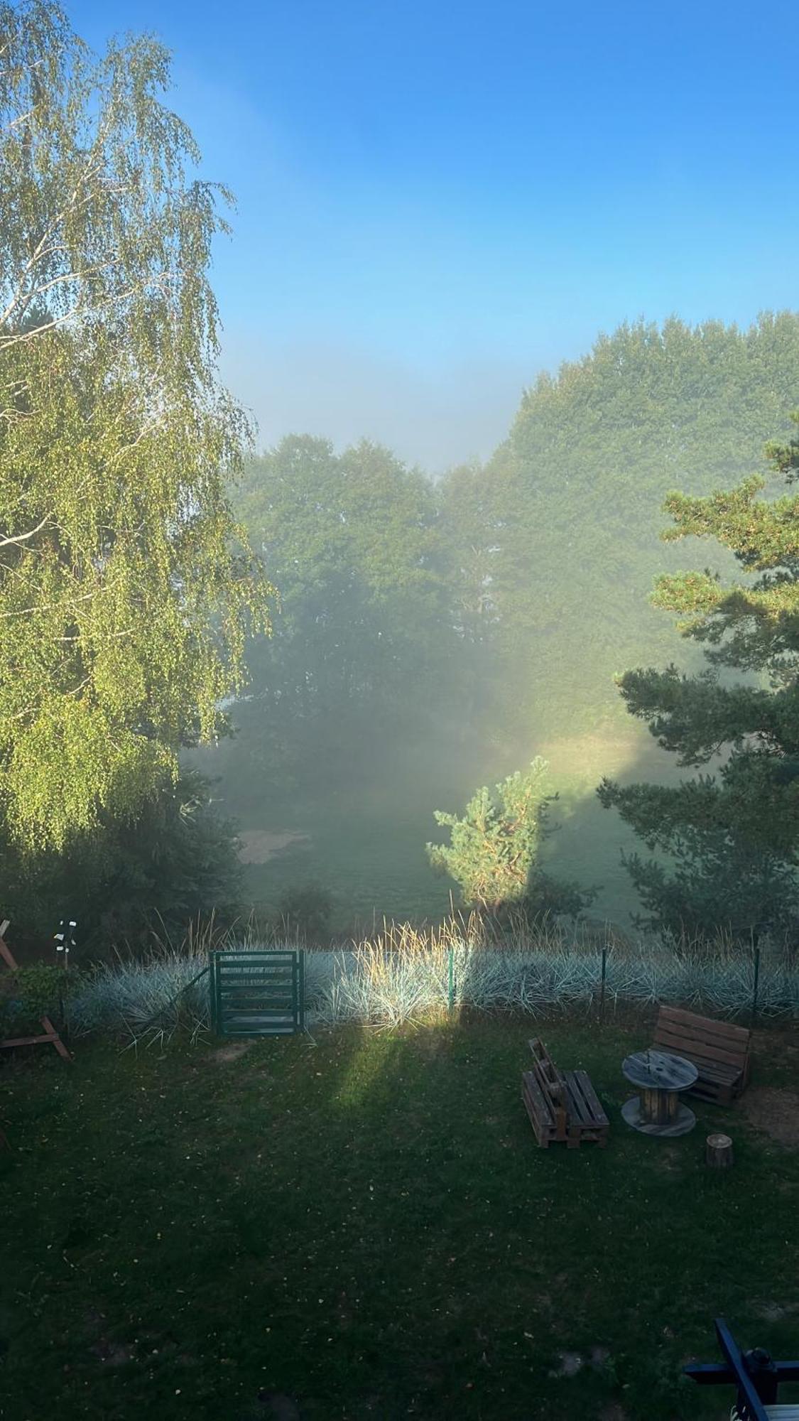 Dom Nad Jeziorem Gaja House Jadamowo Exteriör bild